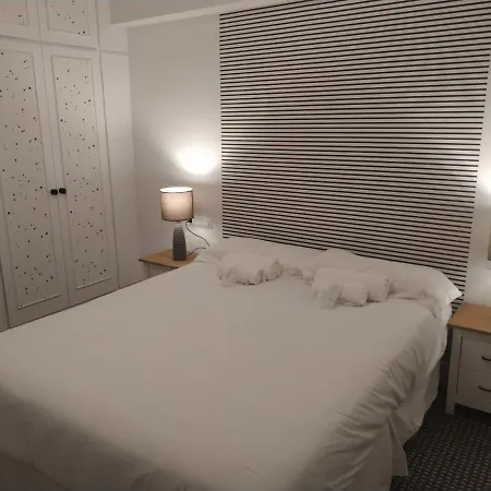 Nahima Parking Free * San Sebastián