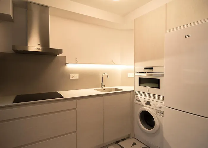 Nahima Parking Free San Sebastián