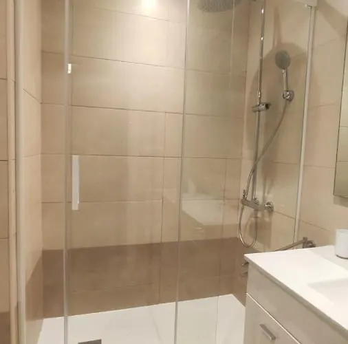 Nahima Parking Free Apartmán *