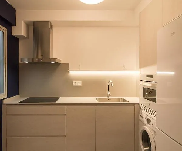 Nahima Parking Free * Saint-Sébastien